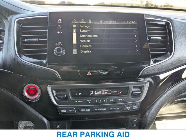 Photo of 2022 GRAY Honda Passport