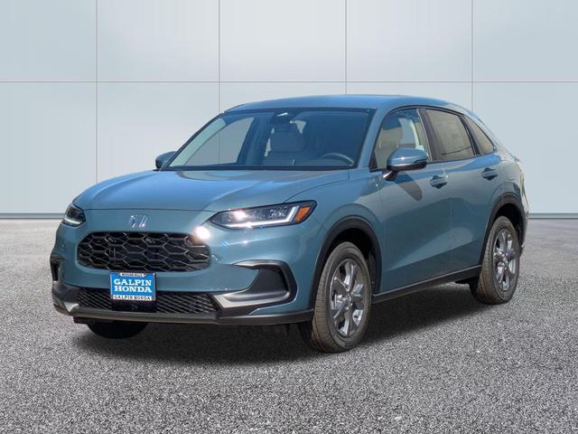 Photo of 2026 Nordic Forest Pearl Honda HR-V