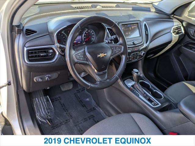 Photo of 2019 SILVER Chevrolet Equinox