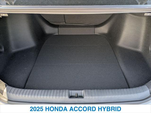 Photo of 2025 Urban Gray Pearl Honda Accord Hybrid