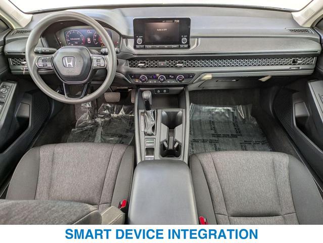 Photo of 2023 SILVER Honda Accord