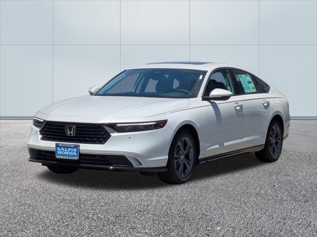 Photo of 2025 Platinum White Pearl Honda Accord Hybrid