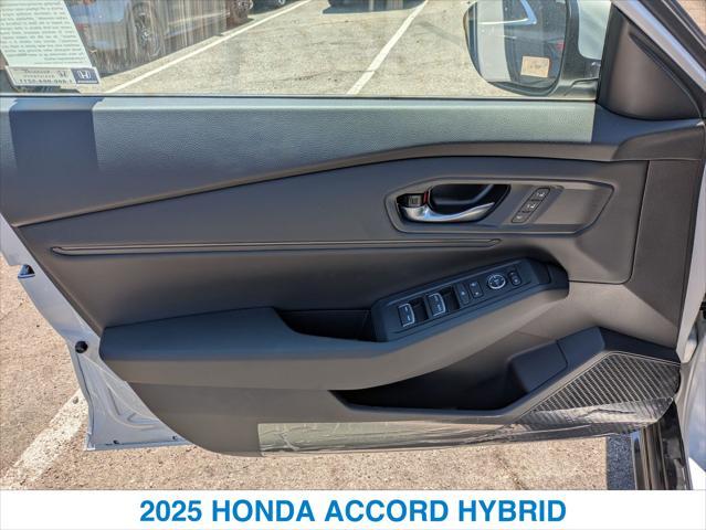 Photo of 2025 Platinum White Pearl Honda Accord Hybrid