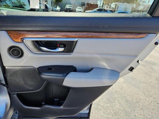 Photo of 2021 SILVER Honda CR-V