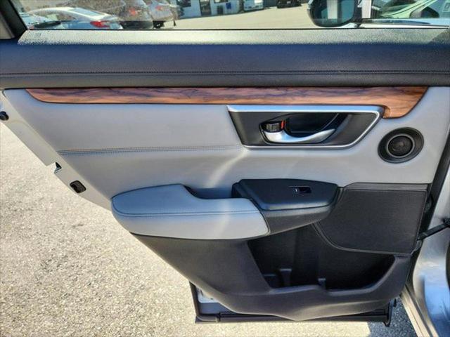 Photo of 2021 SILVER Honda CR-V
