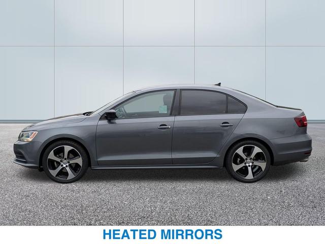 Photo of 2016 GRAY Volkswagen Jetta