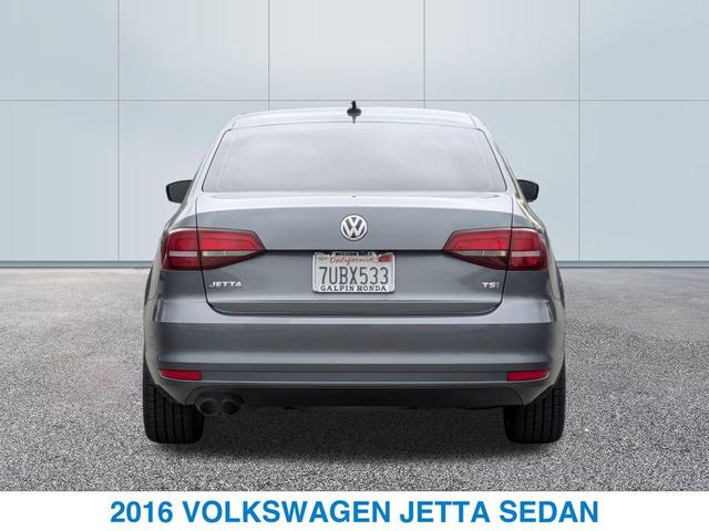 Photo of 2016 GRAY Volkswagen Jetta