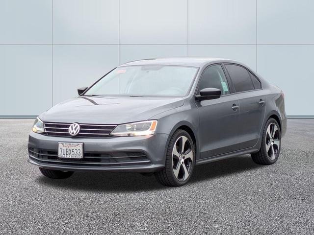 Photo of 2016 GRAY Volkswagen Jetta