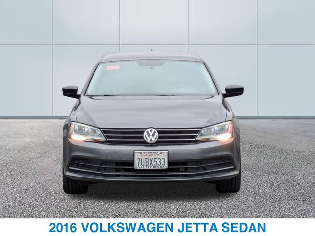 Photo of 2016 GRAY Volkswagen Jetta