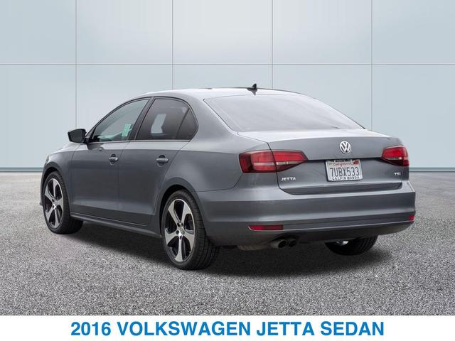 Photo of 2016 GRAY Volkswagen Jetta