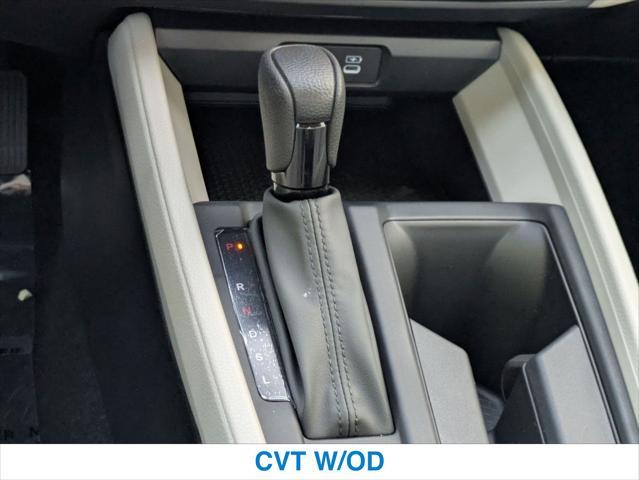 Photo of 2025 Platinum White Pearl Honda Accord