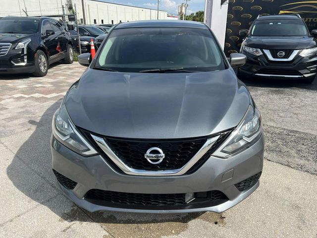Photo of 2018 Gun Metallic Nissan Sentra
