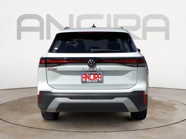 Photo of 2025 Pure White Volkswagen Tiguan