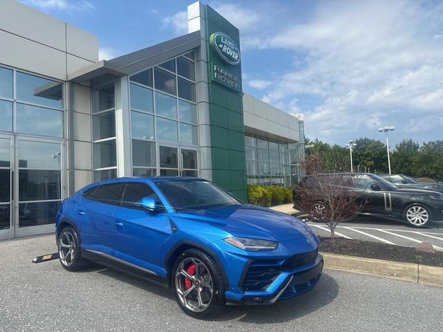 Photo of 2019 Blu Eleos Metallic Lamborghini Urus