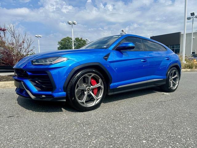 Photo of 2019 Blu Eleos Metallic Lamborghini Urus