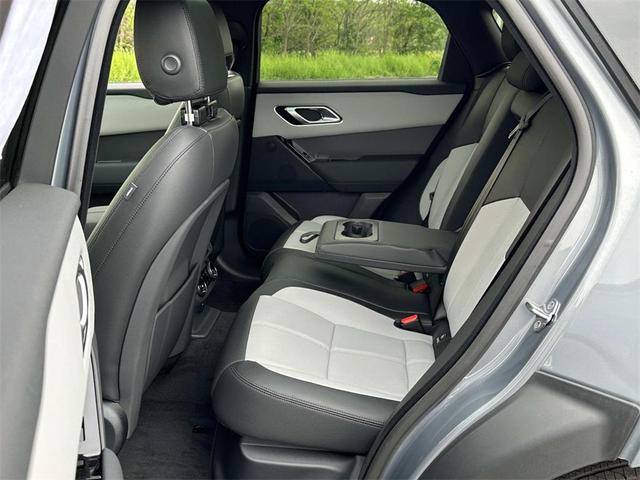 Photo of 2026 Zadar Grey Premium Metallic Land Rover Range Rover Velar