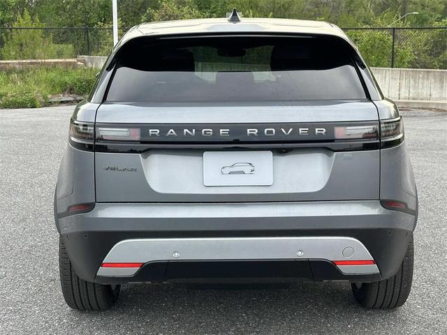 Photo of 2026 Zadar Grey Premium Metallic Land Rover Range Rover Velar