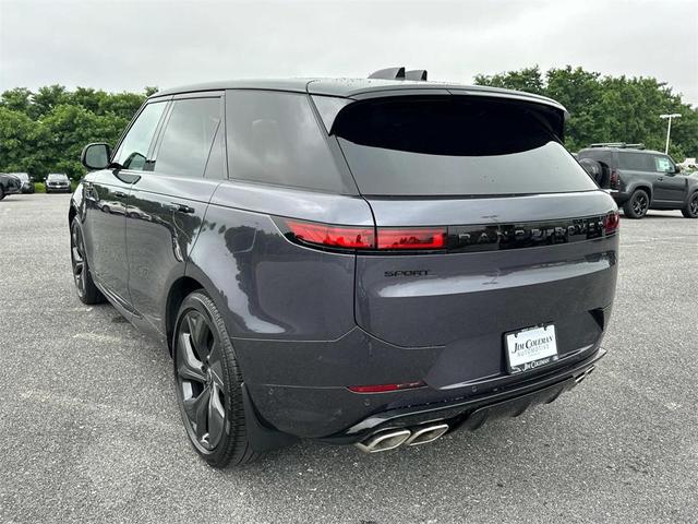 Photo of 2025 Gray Land Rover Range Rover Sport