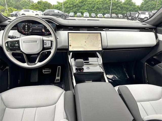 Photo of 2025 Gray Land Rover Range Rover Sport