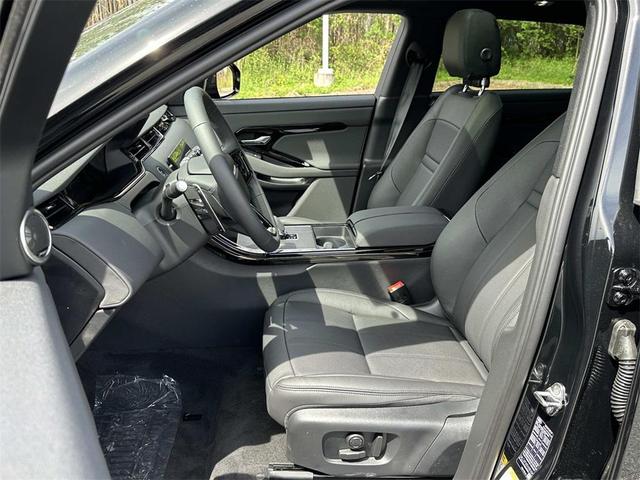 Photo of 2026 Santorini Black Metallic Land Rover Range Rover Evoque