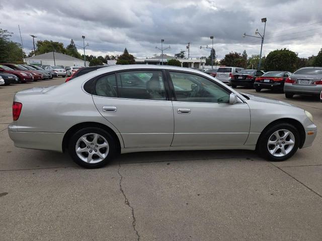 Photo of 2003 Millennium Silver Metallic Lexus GS 300
