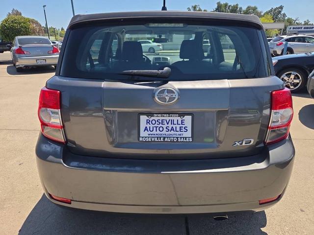 Photo of 2010 Magnetic Gray Metallic Scion xD