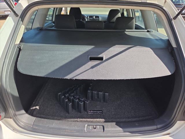 Photo of 2013 Candy White Volkswagen Jetta SportWagen
