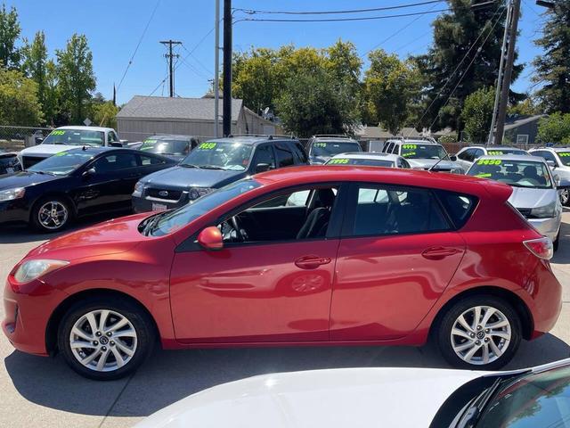 Photo of 2013 Velocity Red Mica Mazda Mazda3