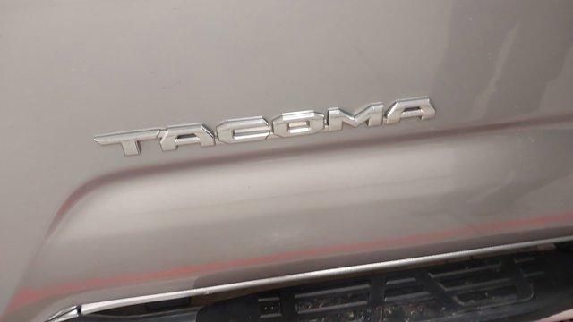 Photo of 2016 Magnetic Gray Metallic Toyota Tacoma