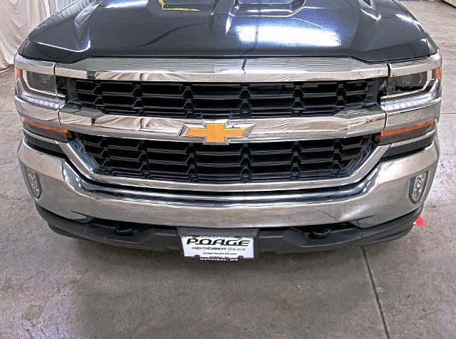 Photo of 2018 Graphite Metallic Chevrolet Silverado 1500