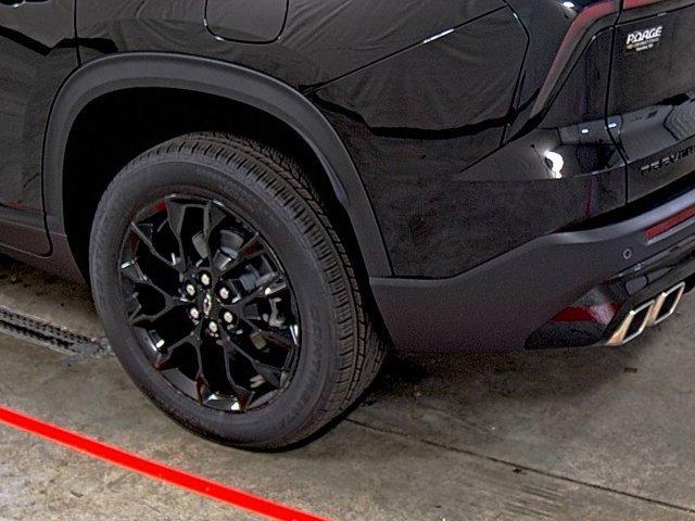 Photo of 2025 Mosaic Black Metallic Chevrolet Traverse