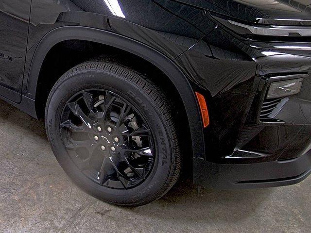 Photo of 2025 Mosaic Black Metallic Chevrolet Traverse