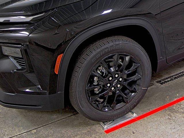 Photo of 2025 Mosaic Black Metallic Chevrolet Traverse