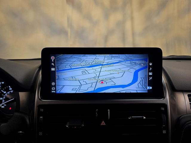 Photo of 2023 Atomic Silver Lexus GX 460