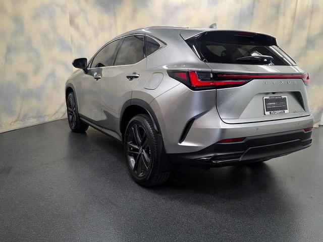 Photo of 2025 Atomic Silver Lexus NX 450h+