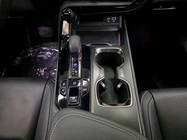 Photo of 2025 Atomic Silver Lexus NX 450h+