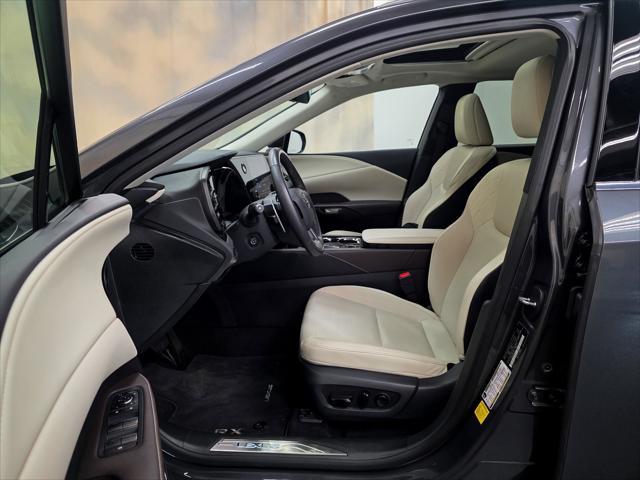 Photo of 2024 Cloudburst Gray Lexus RX 350