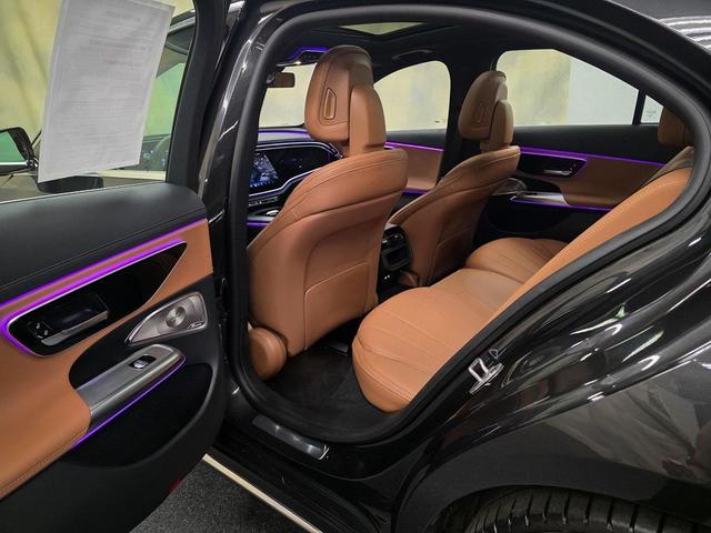 Photo of 2024 Graphite Grey Metallic Mercedes-Benz E-Class