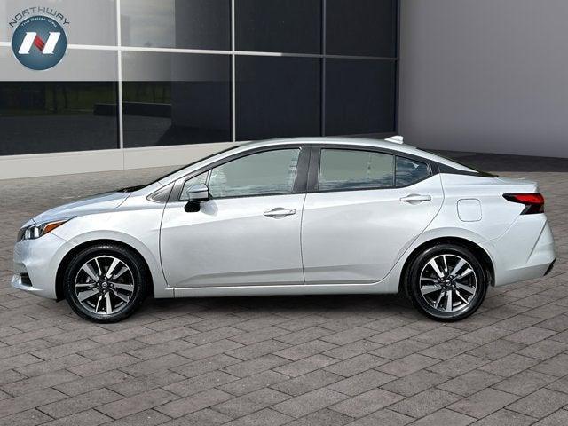 Photo of 2021 Brilliant Silver Metallic Nissan Versa