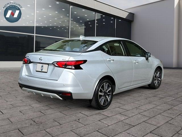 Photo of 2021 Brilliant Silver Metallic Nissan Versa