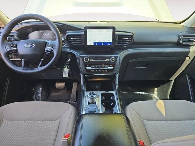 Photo of 2020 Silver Metallic Ford Explorer