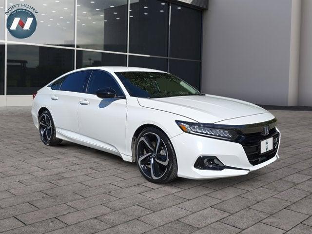Photo of 2022 Platinum White Pearl Honda Accord