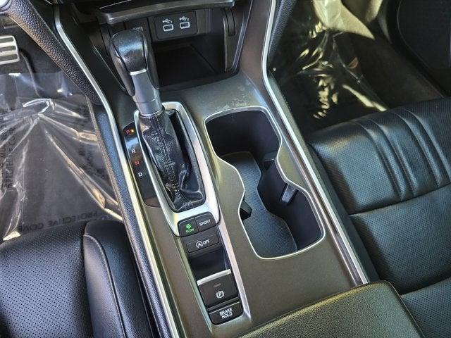 Photo of 2022 Platinum White Pearl Honda Accord