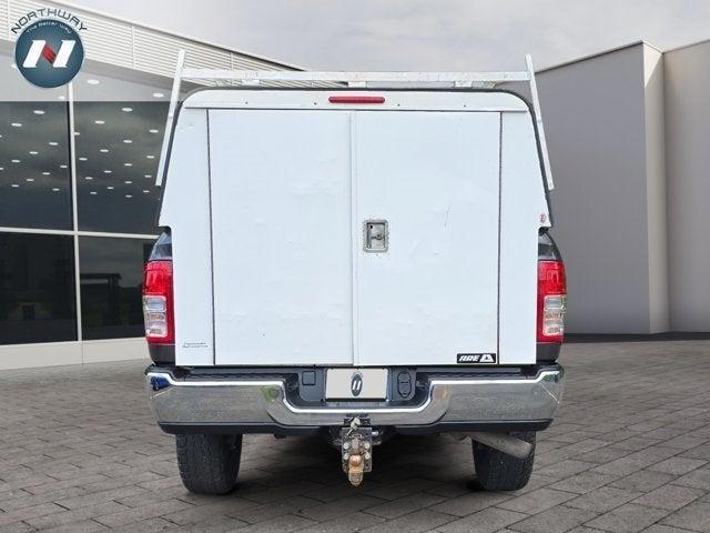 Photo of 2022 Granite Crystal Clearcoat Metallic RAM 2500