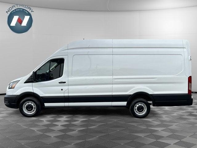 Photo of 2023 Oxford White Ford Transit-250