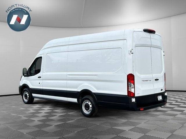 Photo of 2023 Oxford White Ford Transit-250