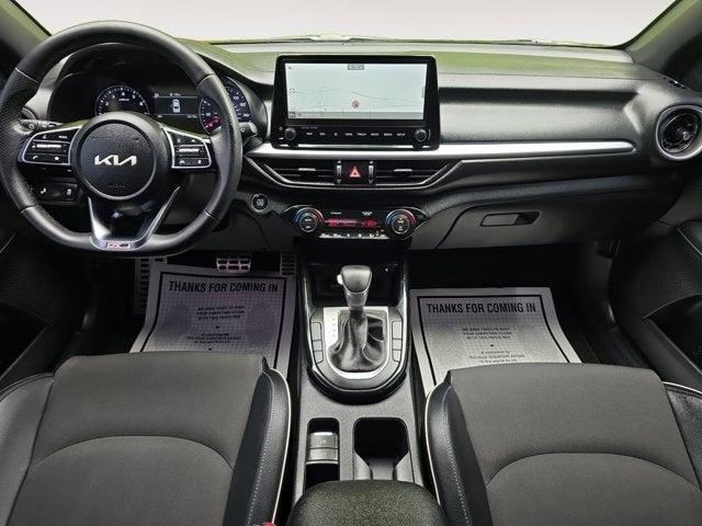 Photo of 2022 Aurora Black Kia Forte