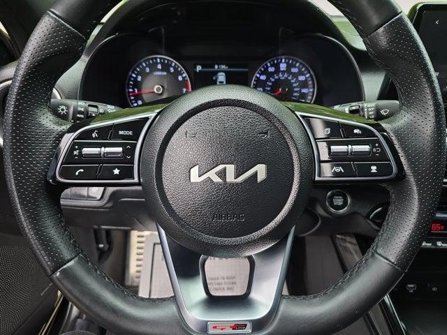 Photo of 2022 Aurora Black Kia Forte