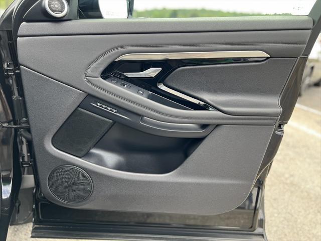 Photo of 2020 BLACK Land Rover Range Rover Evoque