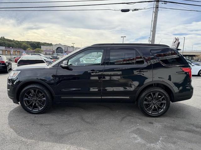 Photo of 2019 Agate Black Metallic Ford Explorer